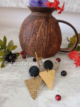 Simple Earing Design