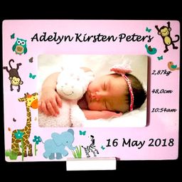 Newborn birth frame (Pink)