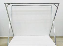X CLOTH STAND 