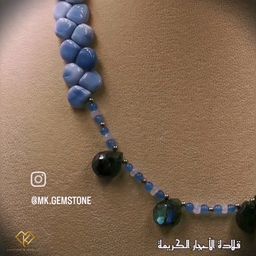 قلادة أحجار كريمة متنوعه 