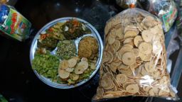 ဗေဒါရွှေကြာ လက်ဖက်နှပ် ပဲကြော်