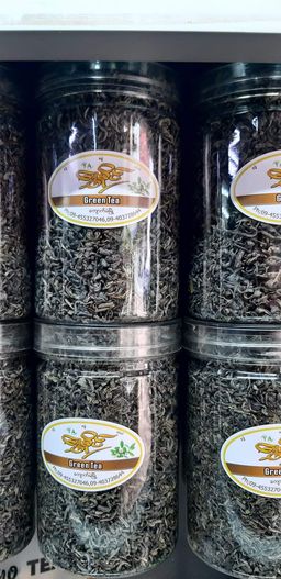 ရွှေခိုင်_လက်ဖက်ခြောက်