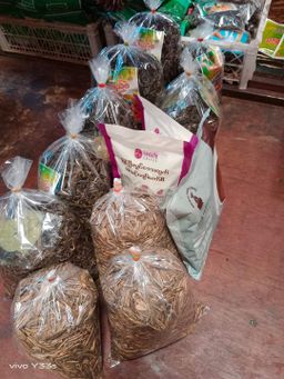 ရွှေပြည့်ဝ_လက်ဖက် အကြော်