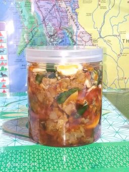 ရွက်နုဝေ_ပဲ​ကြော်စုံ