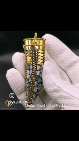 قلادة  عرق اللؤلؤ & المرجان