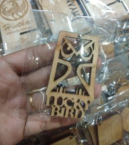 Yoe Yar Zay_သစ်ထွင်း Key Chain