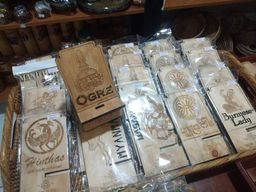 Yoe Yar Zay_Wooden Phone Stand