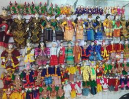 Yoe Yar Zay_ရုပ်သေး