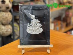 Yoe Yar Zay_  စားပွဲတင်ပန်းချီ (ကြေး)