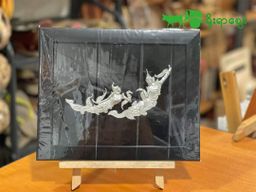 Yoe Yar Zay_  စားပွဲတင်ပန်းချီ (ကြေး)