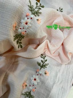 Yoe Yar Zay_ပန်းထိုးပုဝါ