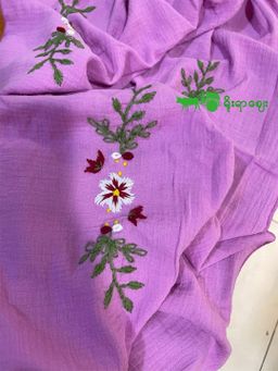 Yoe Yar Zay_ပန်းထိုးပုဝါ