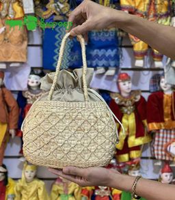 Yoe Yar Zay_ဗေဒါရိုး ဘေးလွယ်အိတ်