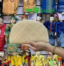 Yoe Yar Zay_သင်ဖြူးWallet