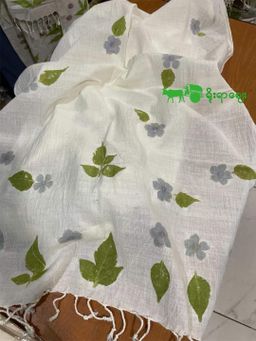 Yoe Yar Zay_Eco Print ပုဝါ