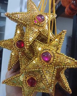 Yoe Yar Zay_ရွှေချည်ထိုး အလှဆင်ချိတ်