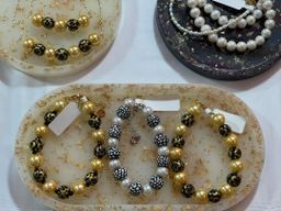 Yoe Yar Zay_Collection 