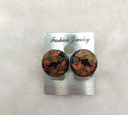 Yoe Yar Zay_ယွန်းနားဆွဲ/နားကပ်