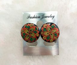 Yoe Yar Zay_ယွန်းနားဆွဲ/နားကပ်