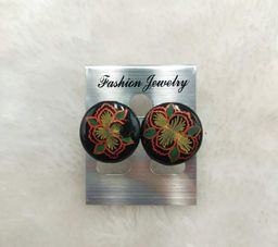 Yoe Yar Zay_ယွန်းနားဆွဲ/နားကပ်