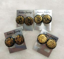 Yoe Yar Zay_ယွန်းနားဆွဲ/နားကပ်