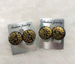 Yoe Yar Zay_ယွန်းနားဆွဲ/နားကပ်