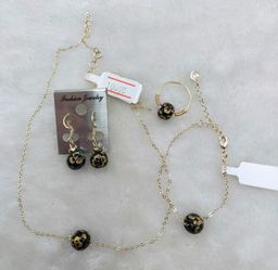 Yoe Yar Zay_14K Lacquer Jewelry Set