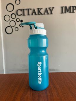 sport water bottle