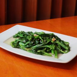 Stir-Fried ‘Kai Lan’ with Salted Fish
