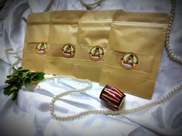 Min Khant_သနပ်ခါး ပေါင်ဒါ