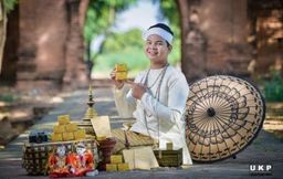 Min Khant_ကရမက် သနပ်ခါးခဲ