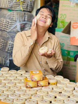 Min Khant_သနပ်ခါး ပေါင်ဒါ