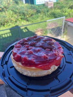Cherry cheesecake