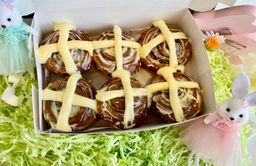 Hot Cross Cinnamon Rolls 