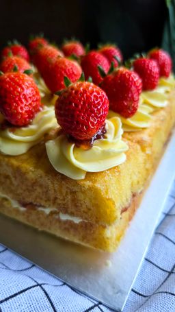 Victoria Sponge Cake