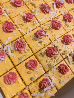 DURIAN KUNING CREAM CAKE