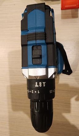 Cordless toolset . 4 in 1