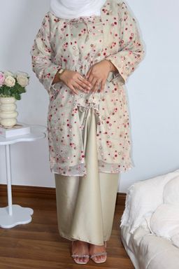ERYN KEBAYA MODERN FLORAL PETALS SERIES