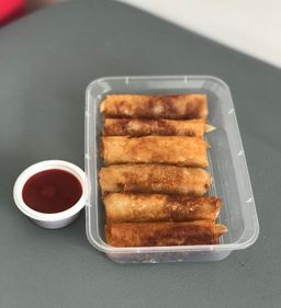 Pork Lumpiang Shanghai Rolls 6pcs