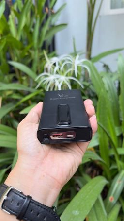 V.Jun_Regal Powerbank