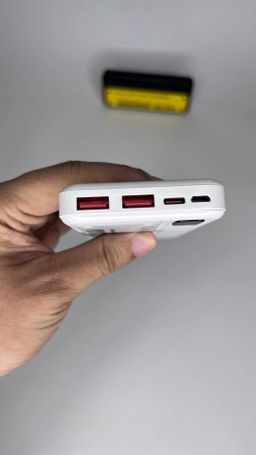 V.Jun_Cyber Punk Powerbank