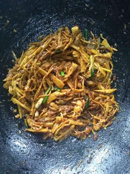 ထူဗျန်းဘီး_ကယန်းမျှစ်ချဥ်