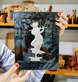 Yoe Yar Zay_ကြေးပန်းချီ