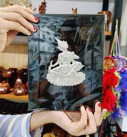 Yoe Yar Zay_ကြေးပန်းချီ