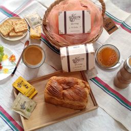 Yoke The`_ကြိုးဆွဲလက်ဖက်ရည်ထုတ်