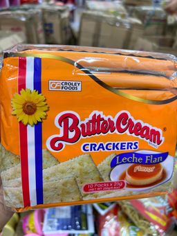 Buttercream lecheflan biscuit