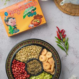 မိုးကုတ်ပဒေသာ_လက်ဖက်ချဥ်စပ်နှပ် နှင့် ပဲနှစ်ပြန်ကြော်