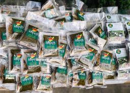 ဒေါ်ရိတ်ကြီး_လက်ဖက်နှင့်အကြော်စုံ