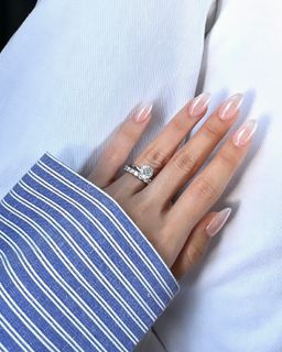 ROUND SOLITAIRE RING