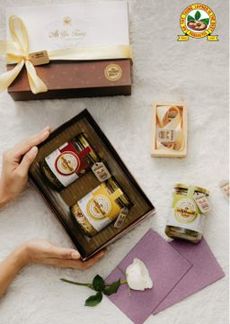 အရီးတောင်း_Premium လက်ကောက်ညွန့် လက်ဖက်